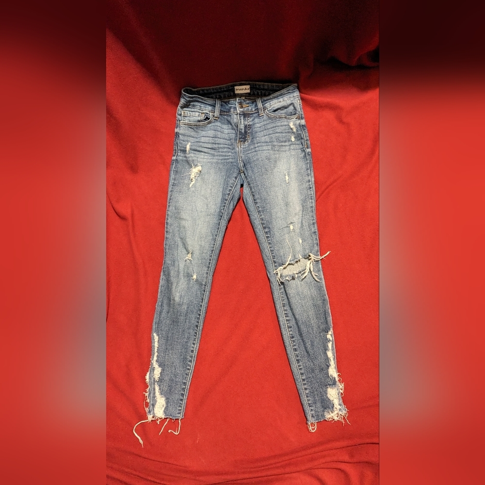 Studio Blue Distressed Skinny Jeans Unique Ankle Fray Edgy Like New Size 27 / 4